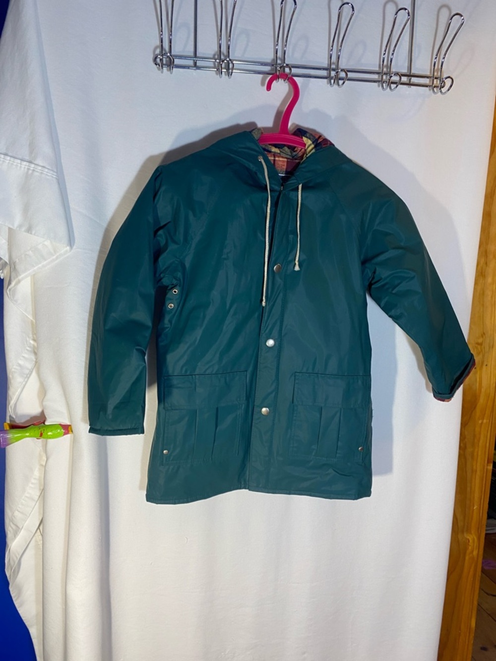 Anmations Green Hooded Lined Rain Jacket, Size 7 Unisex